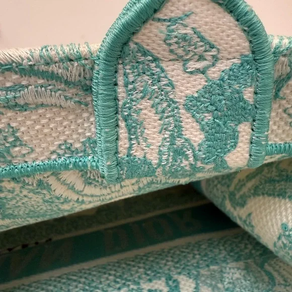 NEW 2024 Christian Dior Medium Jade Green Dioriviera Book Tote Handbag - Picture 8 of 11